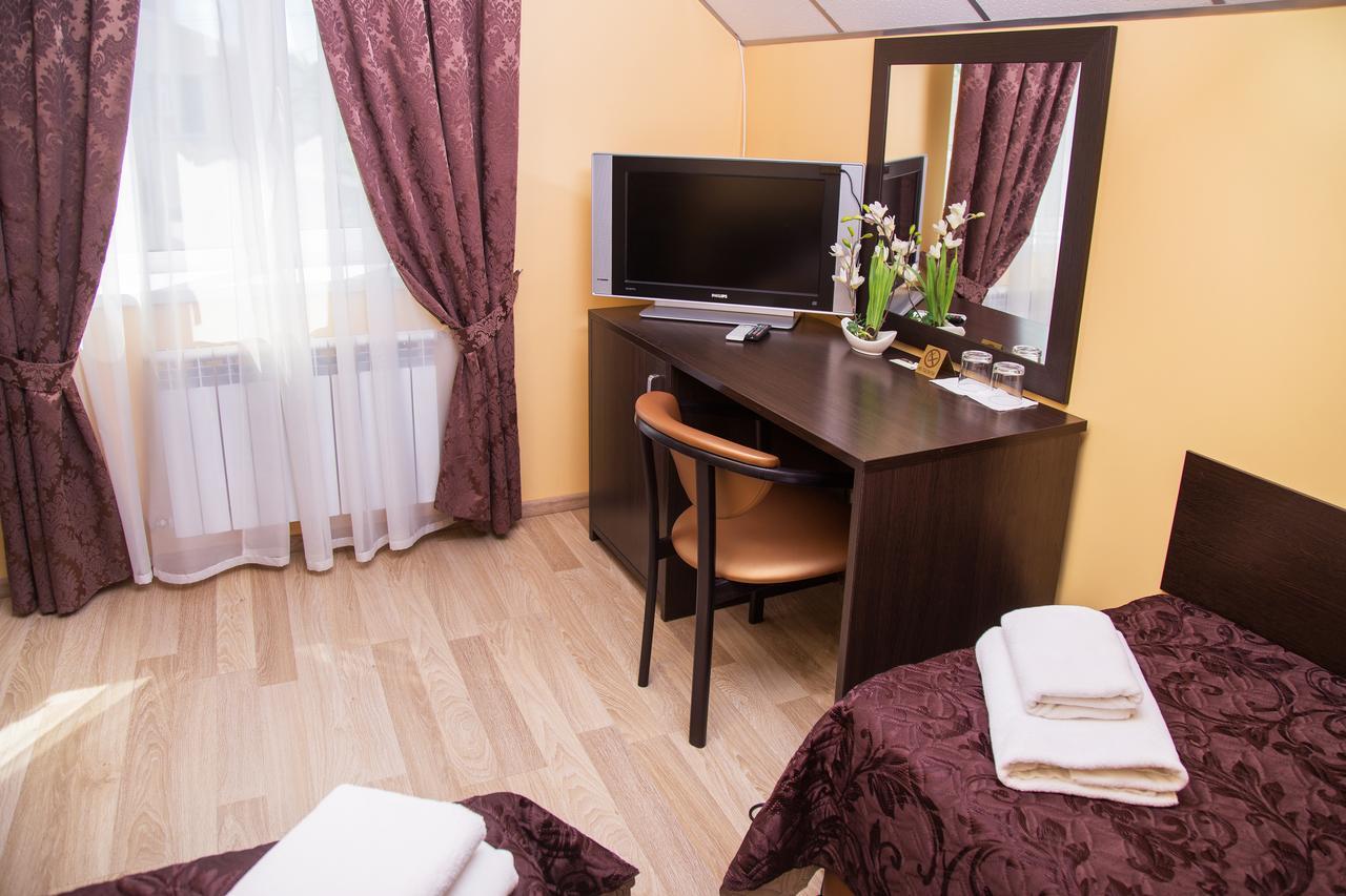 Hotel Fiesta Kiev Chambre photo